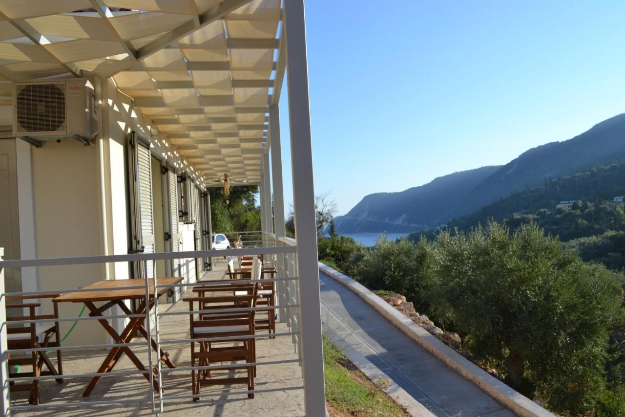 Av Apartment Áyios Nikítas Exteriér fotografie